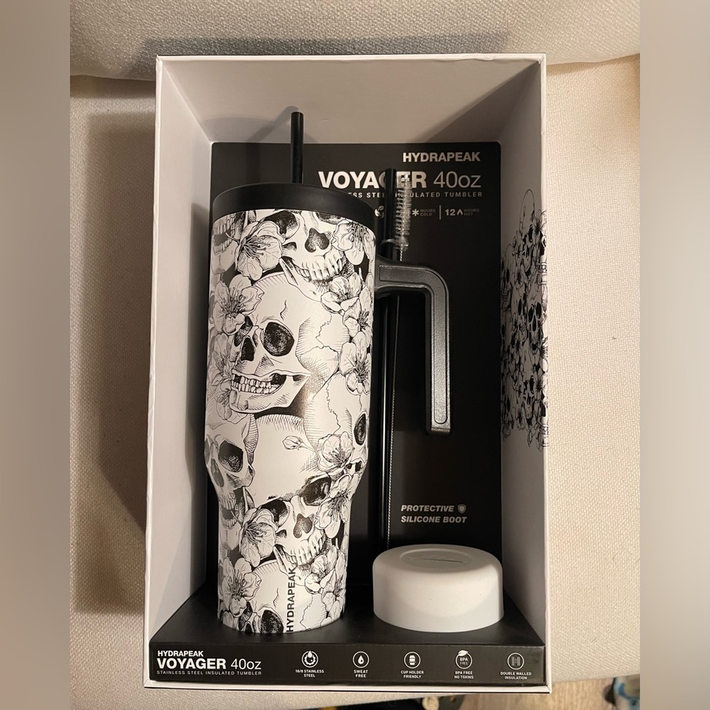 40oz Hydrapeak Skulls Tumbler